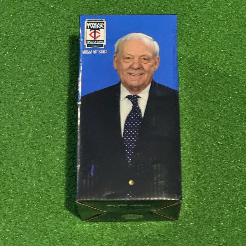 Minnesota Twins Jerry Bell Bobblehead - Picture 8 of 10